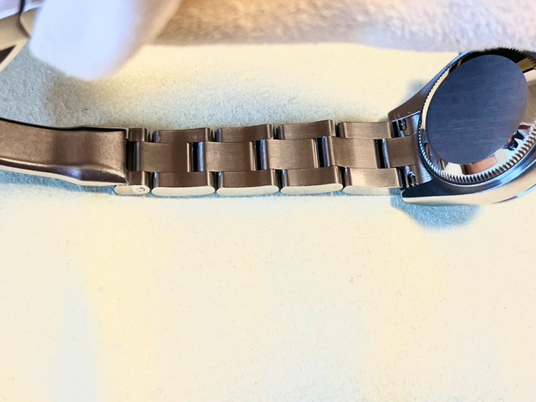 オイスターパーペチュアル（高級時計）の商品画像 - 査定依頼日：2025年8月22日 - 最高査定価格：580,000円