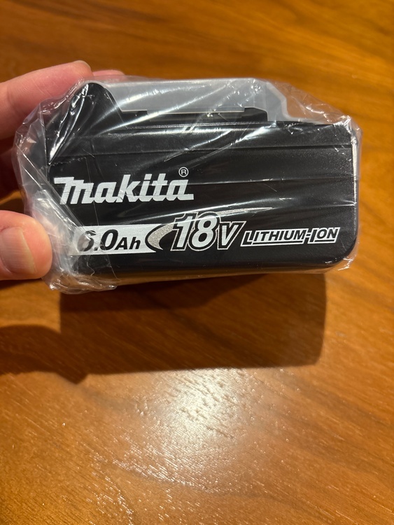 マキタバッテリー（電動工具・農機具・業務用機械）の商品画像 - 査定依頼日：2025年12月24日 - 最高査定価格：5,400円