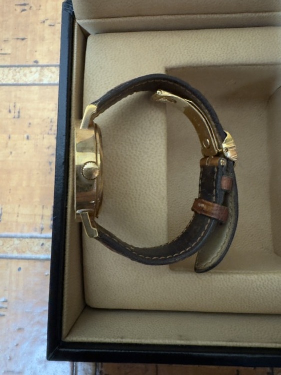 BB33GLSK（高級時計）の商品画像 - 査定依頼日：2025年8月27日 - 最高査定価格：530,000円