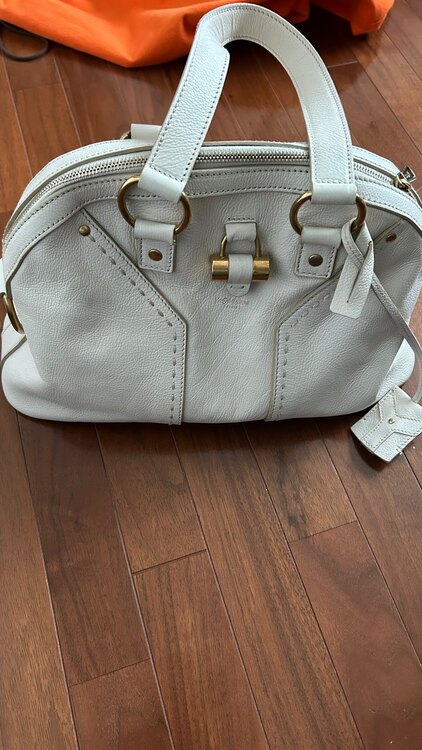 ショルダー（ブランドバッグ）の商品画像 - 査定依頼日：2025年4月29日 - 最高査定価格：10,000円