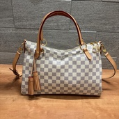 ルイヴィトン/リミントン/N40022/ストラップ付（ブランドバッグ）の商品画像 - 査定依頼日：2026年3月31日 - 最高査定価格：235,000円