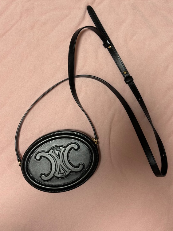 セリーヌ  （ブランドバッグ）の商品画像 - 査定依頼日：2025年8月25日 - 最高査定価格：125,000円