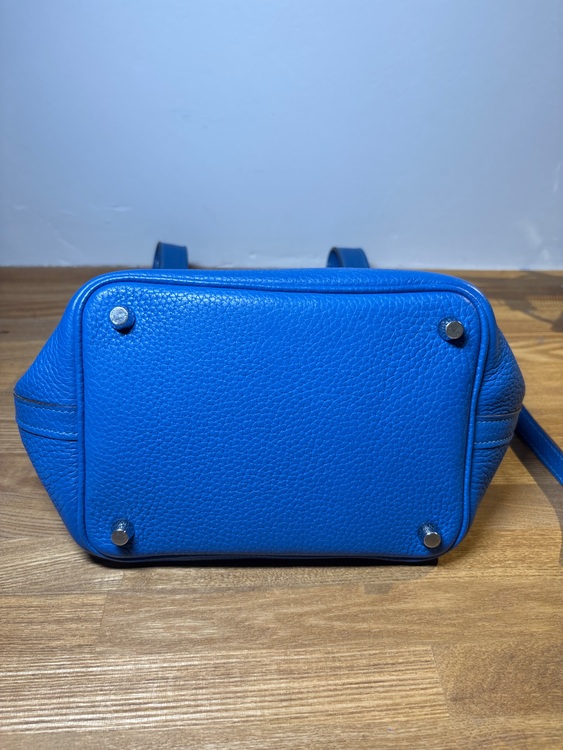  □O刻印700080143（ブランドバッグ）の商品画像 - 査定依頼日：2025年9月9日 - 最高査定価格：160,000円