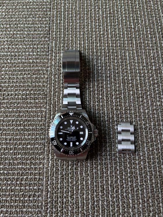 シードゥエラー　ディープシー（高級時計）の商品画像 - 査定依頼日：2025年6月30日 - 最高査定価格：1,560,000円