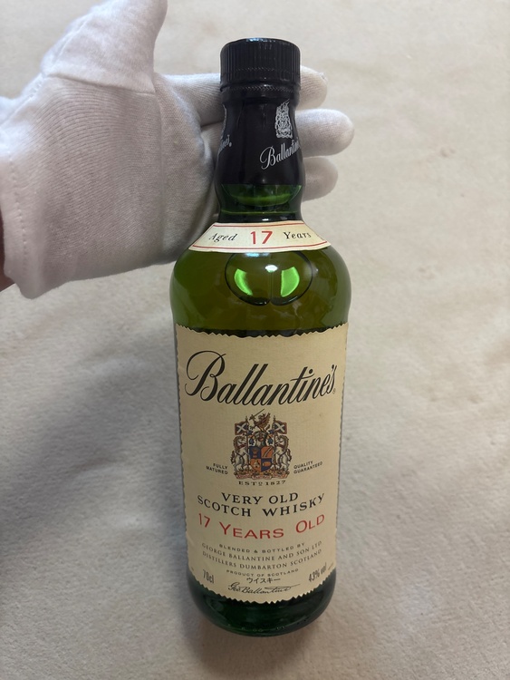 ウイスキー バランタイン（お酒）の商品画像 - 査定依頼日：2026年6月13日 - 最高査定価格：2,500円