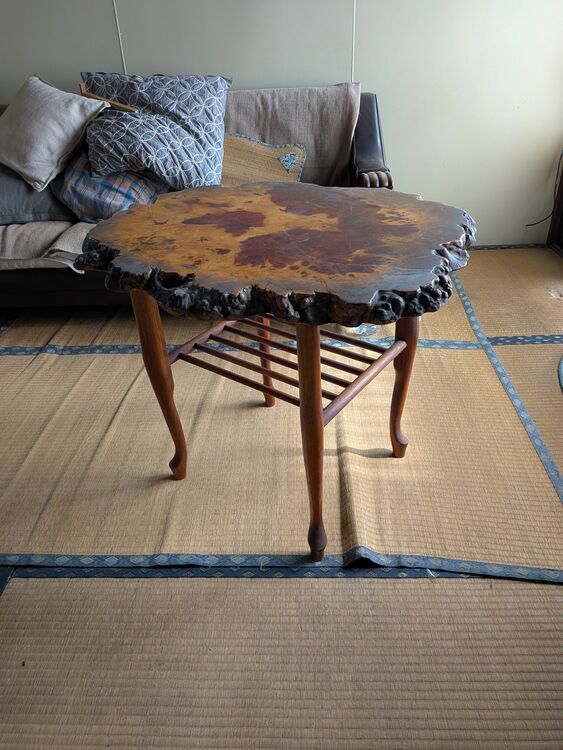 花梨 材 瘤杢（家具・寝具）の商品画像 - 査定依頼日：2025年12月1日 - 最高査定価格：2,000円