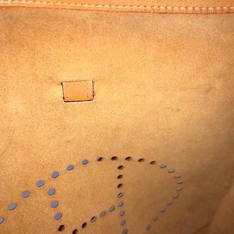 エルメス エヴリン1GM ショルダーバッグ レザー □M刻印 オレンジ（ブランドバッグ）の商品画像 - 査定依頼日：2026年3月4日 - 最高査定価格：200,000円