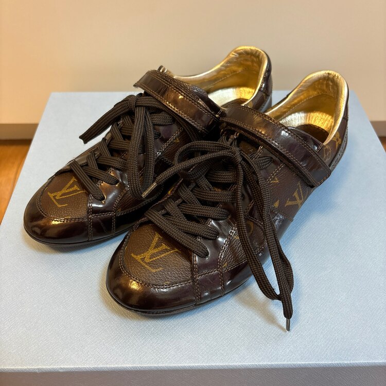 モノグラム　スニーカー（ブランド財布・小物）の商品画像 - 査定依頼日：2025年5月4日 - 最高査定価格：10,000円