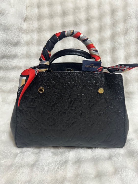 モンテーニュbb（ブランドバッグ）の商品画像 - 査定依頼日：2025年8月30日 - 最高査定価格：250,000円