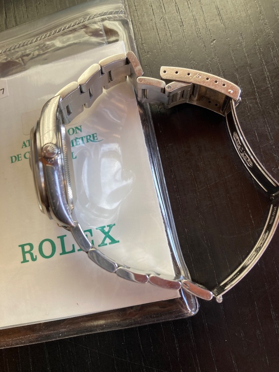 ロレックス パーペチュアルデイト 1520（高級時計）の商品画像 - 査定依頼日：2026年2月24日 - 最高査定価格：680,000円