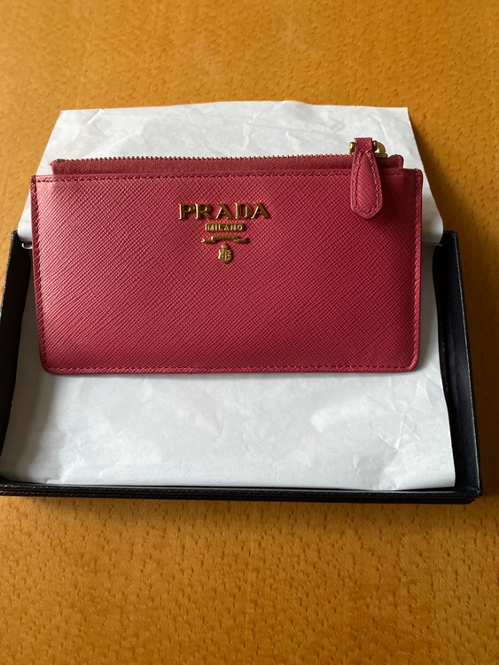 コインケース（ブランド財布・小物）の商品画像 - 査定依頼日：2025年9月30日 - 最高査定価格：7,500円