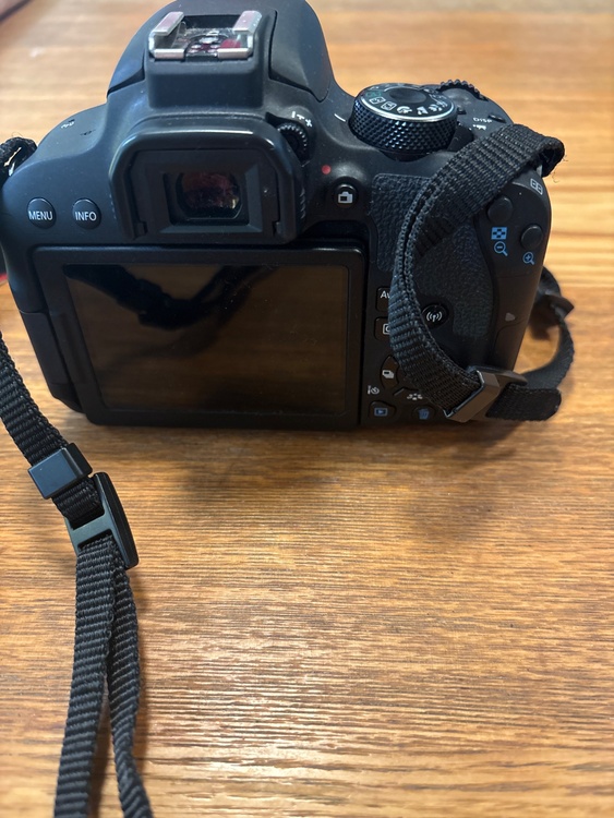 EOS kiss（カメラ）の商品画像 - 査定依頼日：2026年10月3日 - 最高査定価格：38,100円