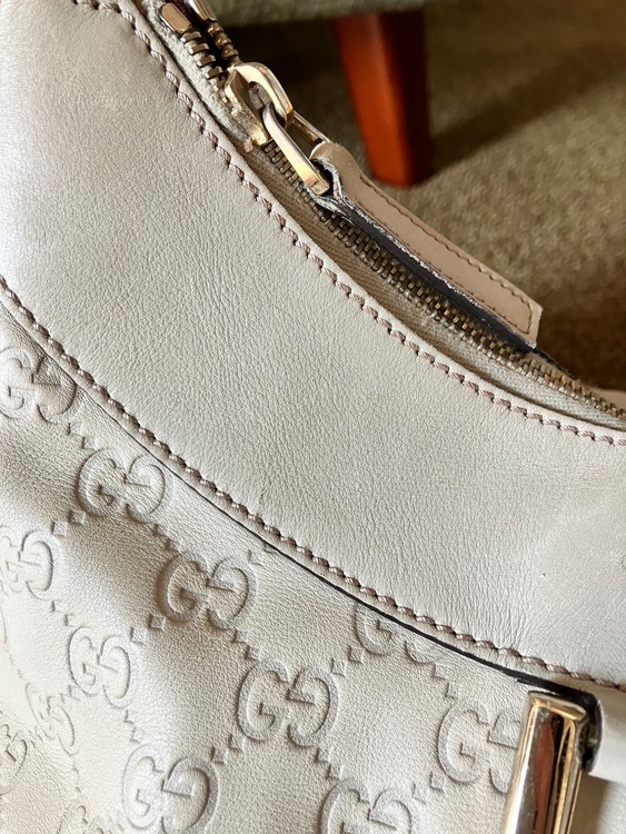 シマラインレザー（ブランドバッグ）の商品画像 - 査定依頼日：2026年1月24日 - 最高査定価格：40,000円