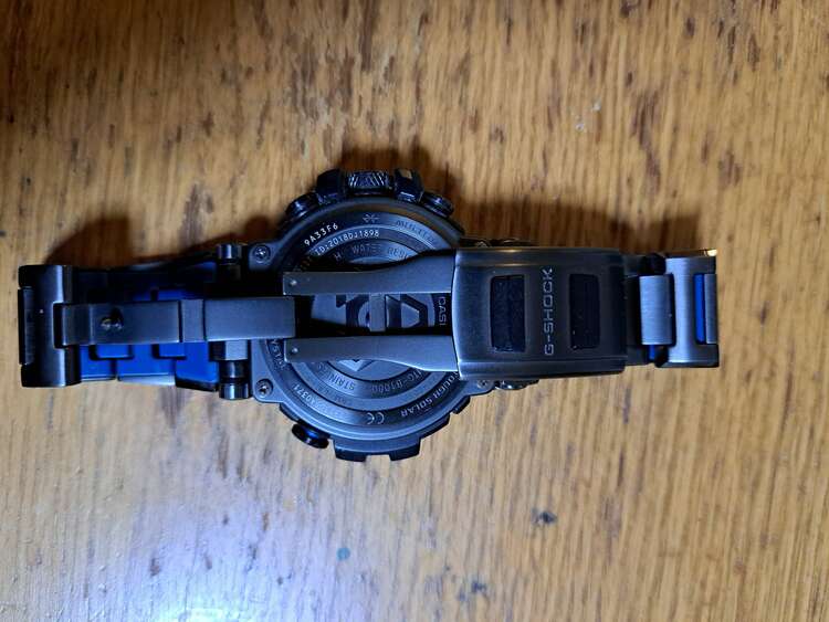 G-SHOCK その他 MTG-B1000（高級時計）の商品画像 - 査定依頼日：2025年2月17日 - 最高査定価格：17,000円