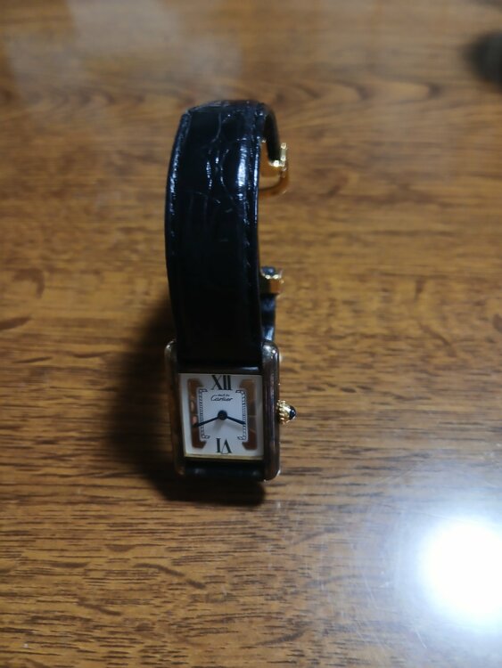 カルティエ タンク （高級時計）の商品画像 - 査定依頼日：2026年3月7日 - 最高査定価格：400,000円