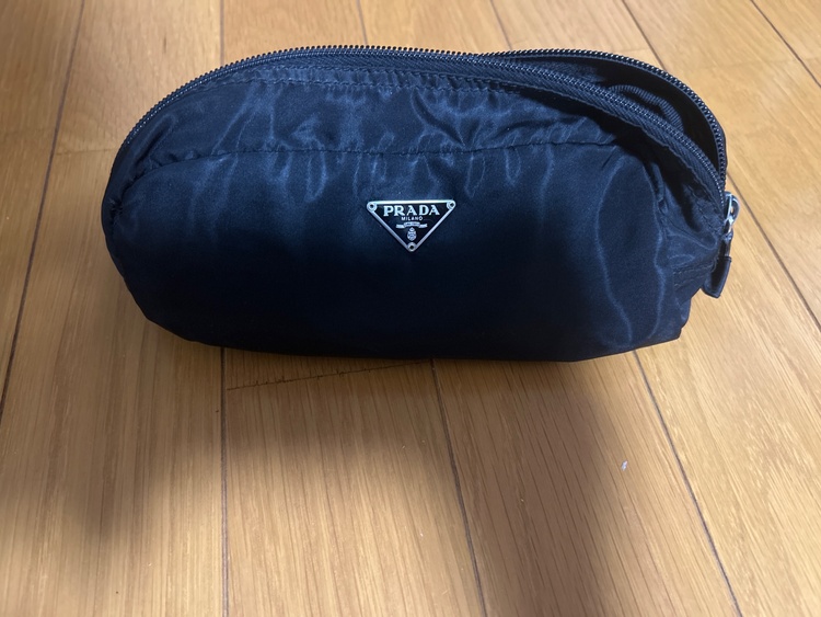 プラダ  （ブランドバッグ）の商品画像 - 査定依頼日：2026年3月29日 - 最高査定価格：20,000円