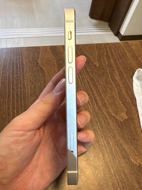 iPhone12mini（スマホ）の商品画像 - 査定依頼日：2026年7月24日 - 最高査定価格：20,000円
