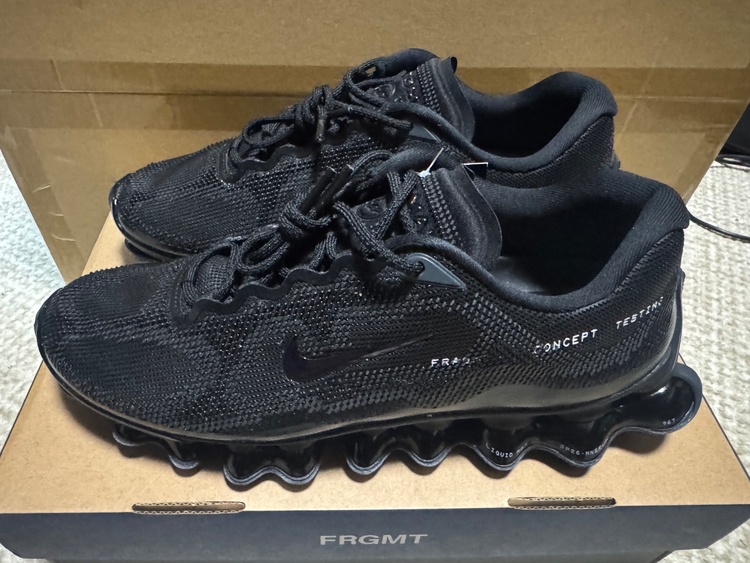 NIKE エアリキッドマックス　フラメグント27.5（古着・ファッション）の商品画像 - 査定依頼日：2026年9月20日 - 最高査定価格：21,000円