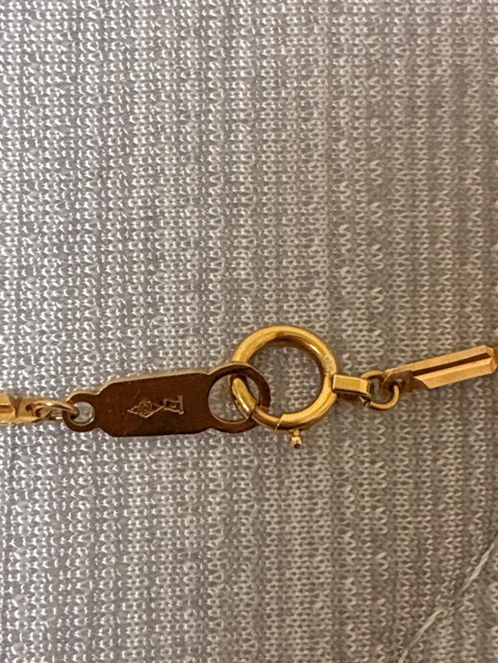ネックレス（金・貴金属）の商品画像 - 査定依頼日：2026年8月20日 - 最高査定価格：237,000円