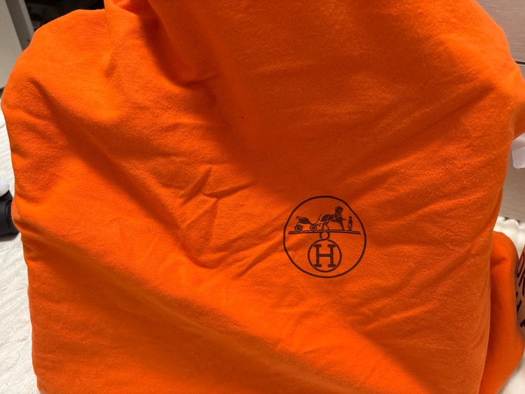 バーキン40センチ（ブランドバッグ）の商品画像 - 査定依頼日：2026年2月23日 - 最高査定価格：1,600,000円