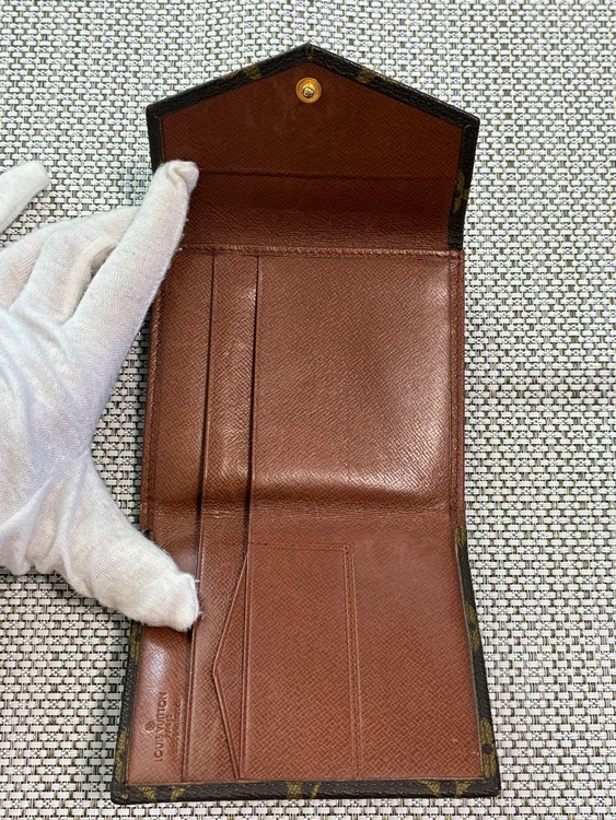 ルイヴィトンポルトモネビエカルトクレディ 二つ折り財布（ブランド財布・小物）の商品画像 - 査定依頼日：2025年11月7日 - 最高査定価格：7,000円