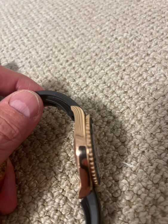 ロレックス ヨットマスター 11665（高級時計）の商品画像 - 査定依頼日：2025年1月27日 - 最高査定価格：3,550,000円