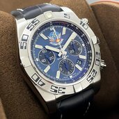 クロノマット44　ブルーインパルス　400本限定（高級時計）の商品画像 - 査定依頼日：2026年10月5日 - 最高査定価格：450,000円