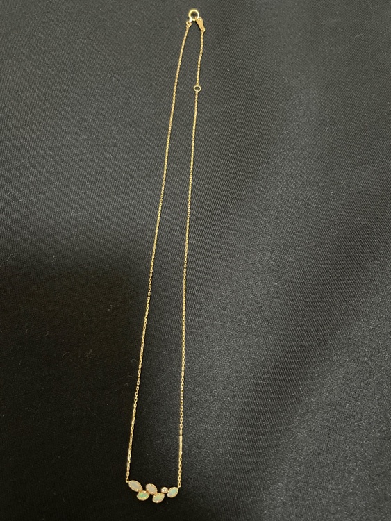 オパールネックレス（金・貴金属）の商品画像 - 査定依頼日：2026年3月4日 - 最高査定価格：32,000円