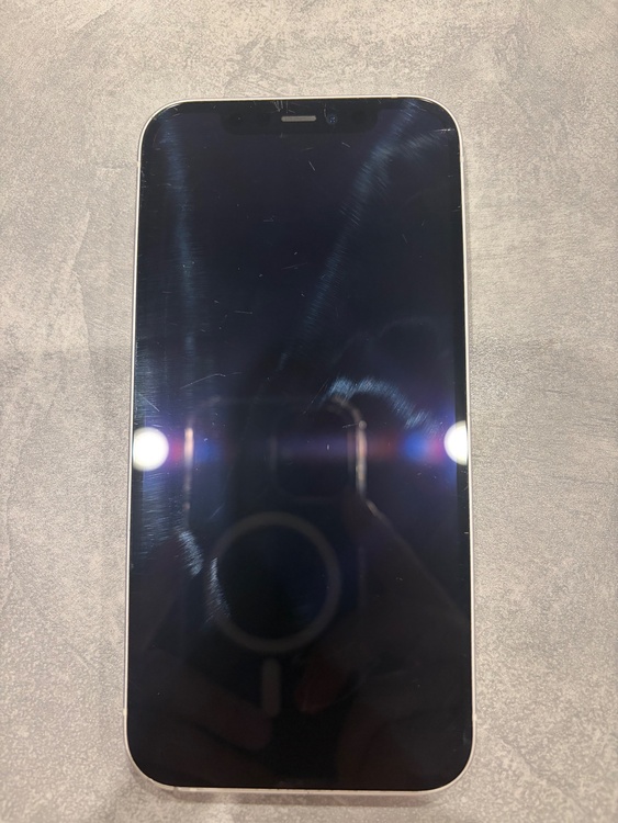 iPhone iPhone 12 64GB SIMフリー（スマホ）の商品画像 - 査定依頼日：2026年7月28日 - 最高査定価格：20,000円