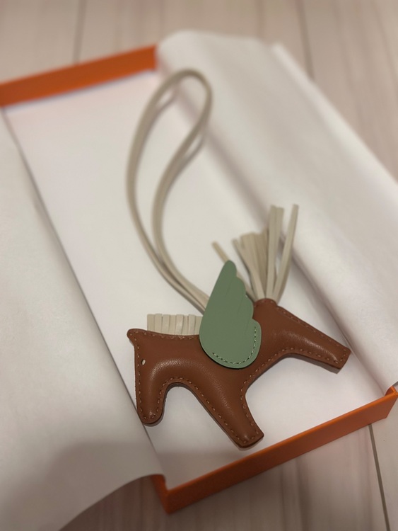 ペガサス（ブランド財布・小物）の商品画像 - 査定依頼日：2025年9月28日 - 最高査定価格：80,000円