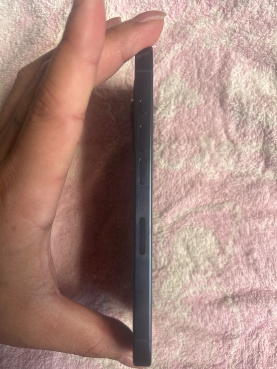 iPhone15pro（スマホ）の商品画像 - 査定依頼日：2026年5月5日 - 最高査定価格：74,000円