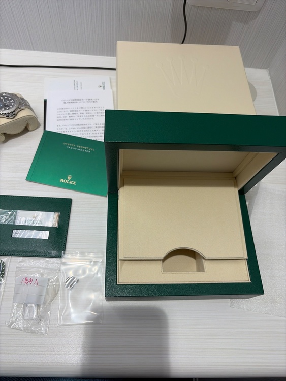 ロレックス ヨットマスター（高級時計）の商品画像 - 査定依頼日：2026年8月1日 - 最高査定価格：2,070,000円