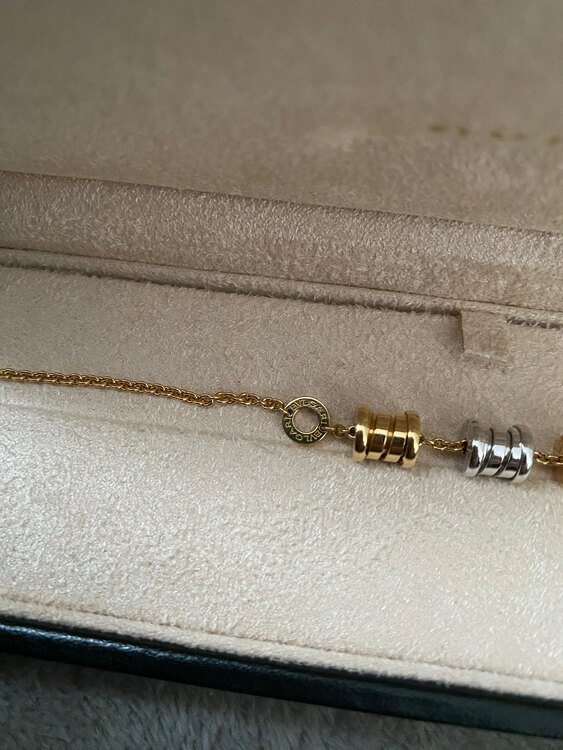 BVLGARI ビーゼロワン（金・貴金属）の商品画像 - 査定依頼日：2025年1月24日 - 最高査定価格：200,000円