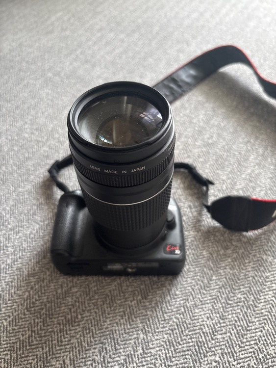 EOS kissx2（カメラ）の商品画像 - 査定依頼日：2026年4月20日 - 最高査定価格：8,000円