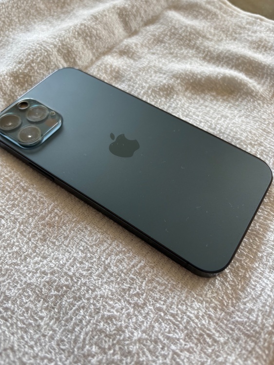 iPhone 12 Pro 256GB SIMフリー（スマホ）の商品画像 - 査定依頼日：2026年3月24日 - 最高査定価格：31,000円