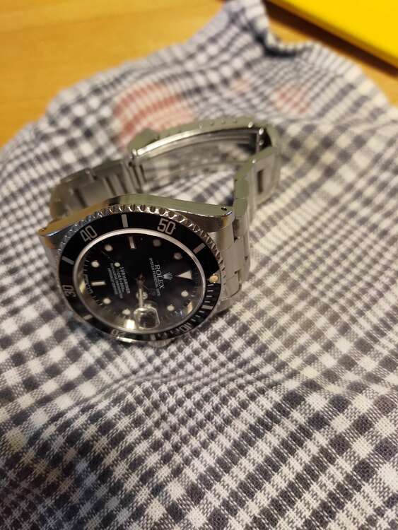 ロレックス サブマリーナー （高級時計）の商品画像 - 査定依頼日：2025年2月18日 - 最高査定価格：1,250,000円