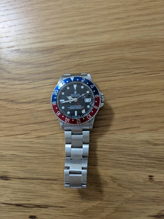 ロレックス GMTマスター 2601266（高級時計）の商品画像 - 査定依頼日：2025年11月15日 - 最高査定価格：2,000,000円