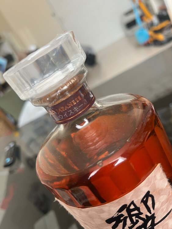 サントリーウイスキー響（お酒）の商品画像 - 査定依頼日：2025年1月31日 - 最高査定価格：13,000円