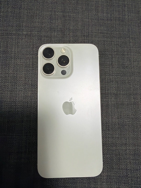iPhone iPhone 15 Pro Max 512GB SIMフリー（スマホ）の商品画像 - 査定依頼日：2026年6月4日 - 最高査定価格：106,000円