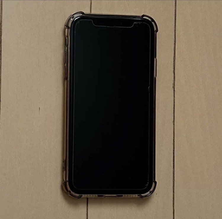 iPhone11 64GB Softbank（スマホ）の商品画像 - 査定依頼日：2026年2月15日 - 最高査定価格：16,000円