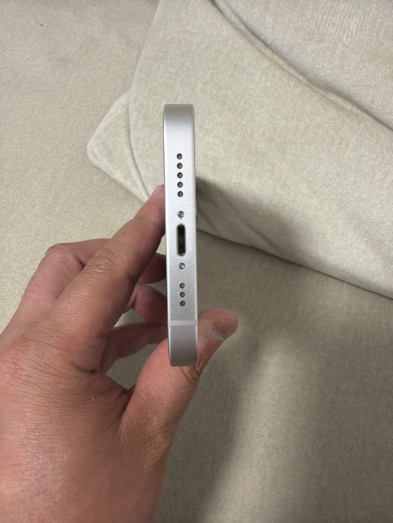 iPhone 14 128GB SIMフリー（スマホ）の商品画像 - 査定依頼日：2026年4月29日 - 最高査定価格：45,000円