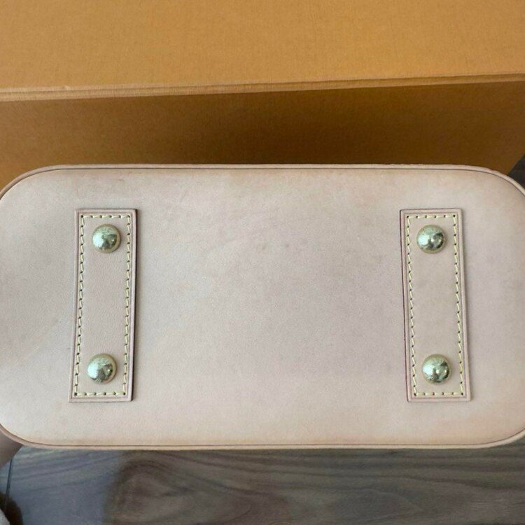 ルイヴィトン アルマ （ブランドバッグ）の商品画像 - 査定依頼日：2025年2月23日 - 最高査定価格：170,000円