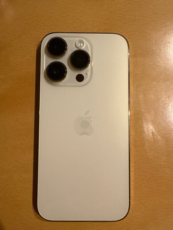 iPhone 14 Pro 256GB au（スマホ）の商品画像 - 査定依頼日：2025年4月3日 - 最高査定価格：83,000円