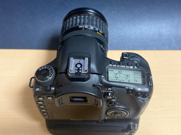 EOS7D 28-135レンズ（カメラ）の商品画像 - 査定依頼日：2026年4月27日 - 最高査定価格：9,500円