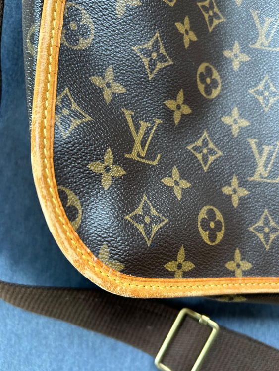 ショルダー（ブランドバッグ）の商品画像 - 査定依頼日：2025年6月30日 - 最高査定価格：80,000円