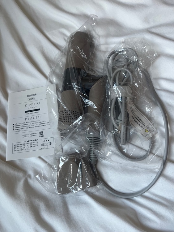 キヌージョ ヘアドライヤー ベージュ（コスメ・美容・健康器具）の商品画像 - 査定依頼日：2025年7月27日 - 最高査定価格：5,400円