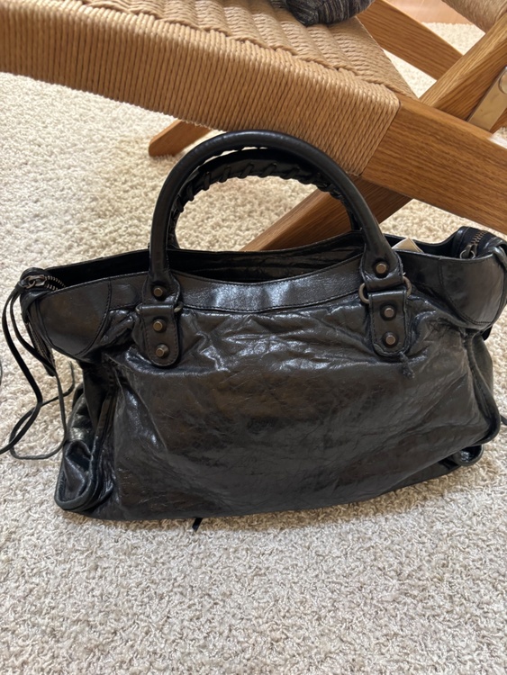 Le City?（ブランドバッグ）の商品画像 - 査定依頼日：2026年1月17日 - 最高査定価格：185,000円