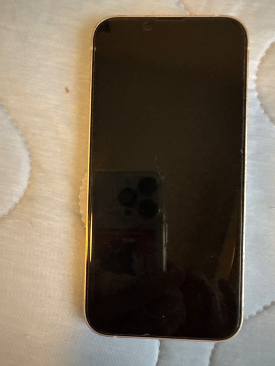 iPhone iPhone 13 128GB SIMフリー（スマホ）の商品画像 - 査定依頼日：2026年7月10日 - 最高査定価格：35,500円