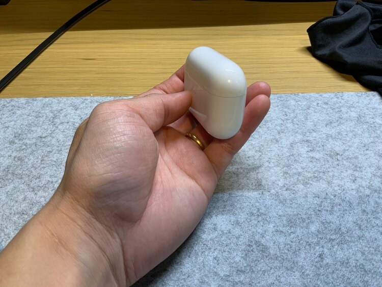 AirPods pro（A2084）（オーディオ・スピーカー）の商品画像 - 査定依頼日：2025年5月26日 - 最高査定価格：2,230円