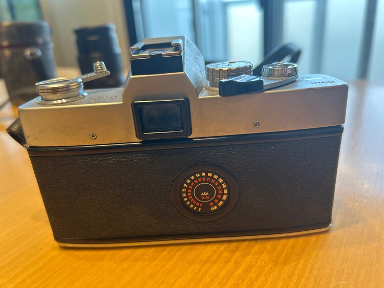 MINOLTA（カメラ）の商品画像 - 査定依頼日：2025年4月18日 - 最高査定価格：500円